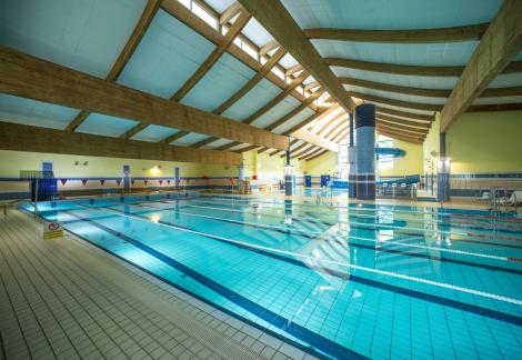 Schwimmbad, Kurhotel Baltyk in Kolberg