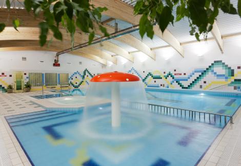 Schwimmbad, Hotel Unitral in Mielno