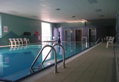 Schwimmbad, Kurhotel San in Kolberg 